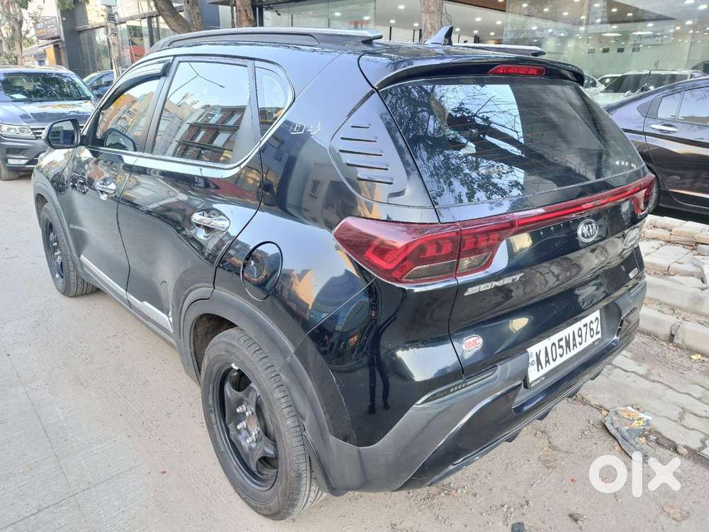 Kia Sonet Petrol 2020