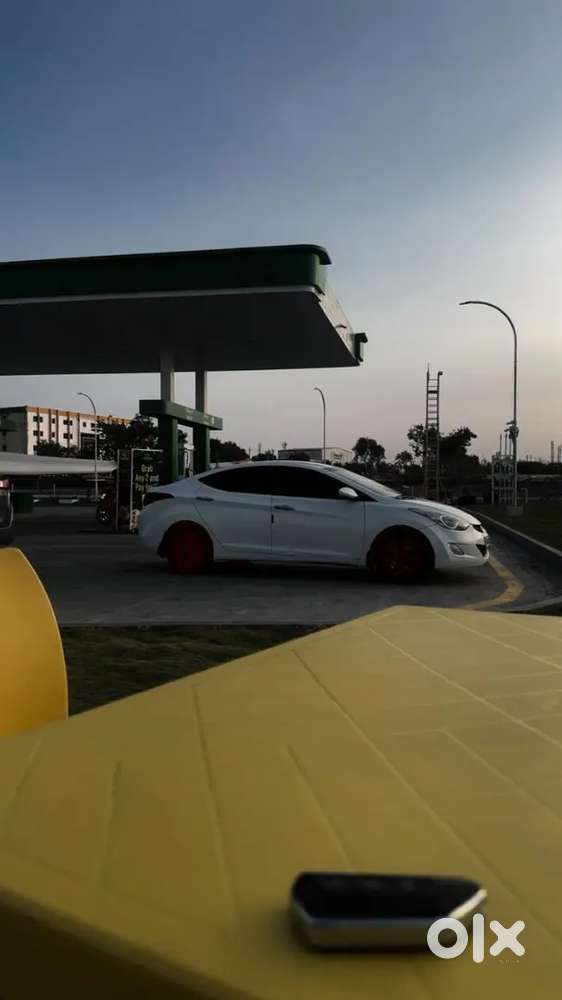 Hyundai Elantra 2013 Diesel 17000 Km Driven