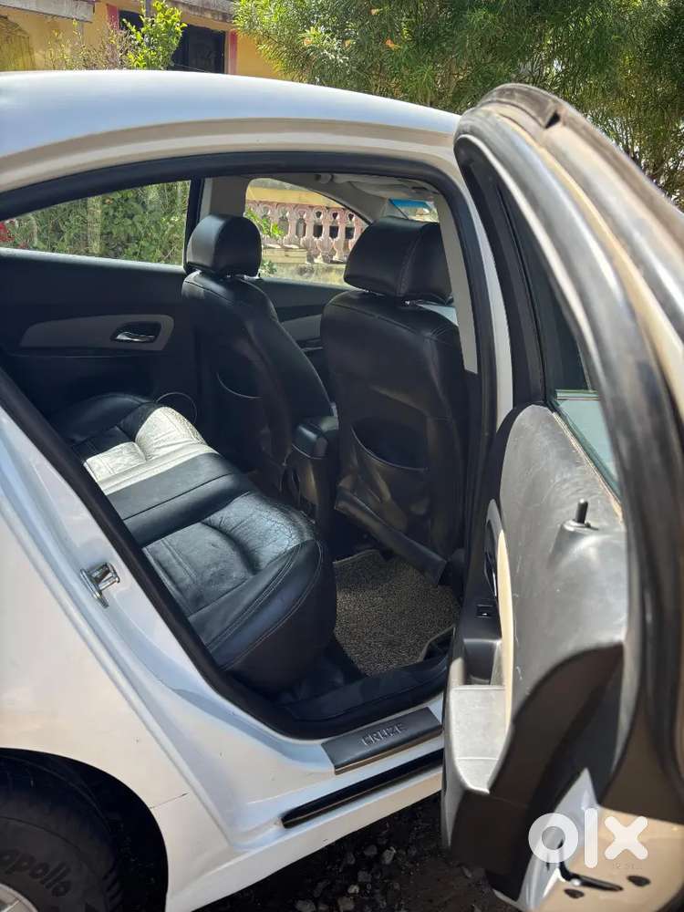 Chevrolet Cruze 2011 Diesel Well Maintained
