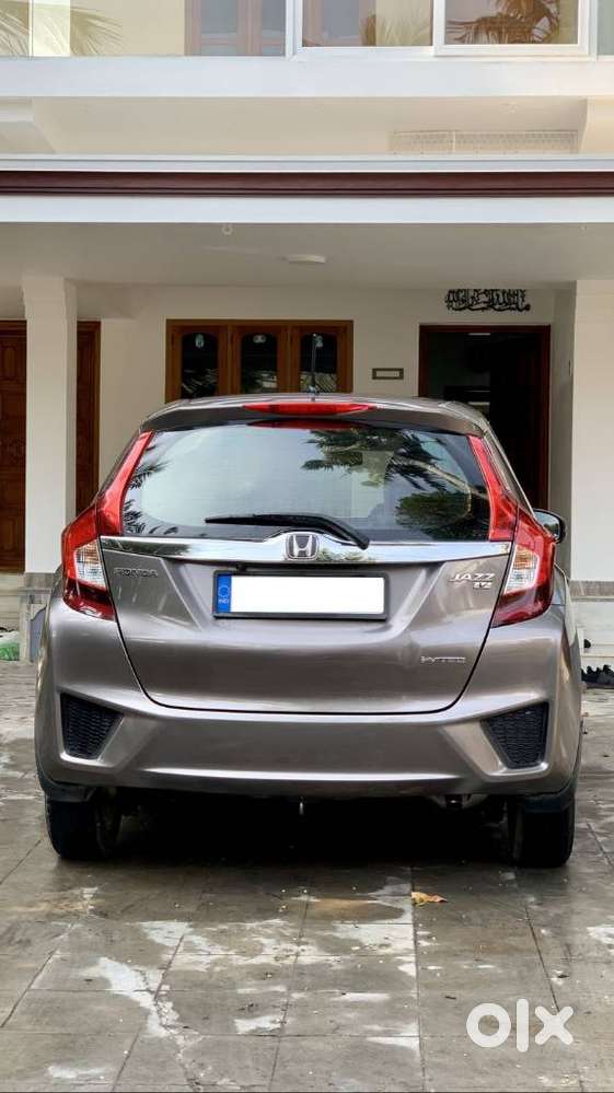 Honda Jazz V Cvt, 2016, Petrol