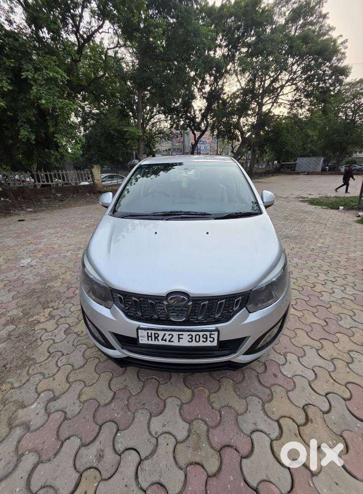 Mahindra Marazzo M6, 2018, Diesel