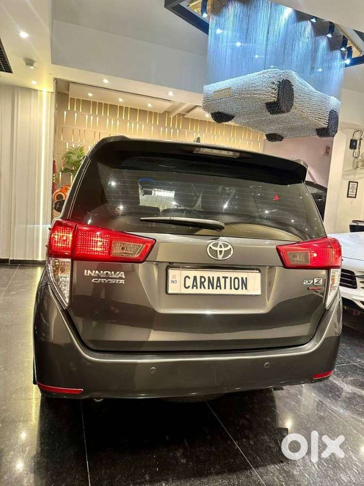 Toyota Innova Crysta 2.8z Automatic, 2017, Petrol
