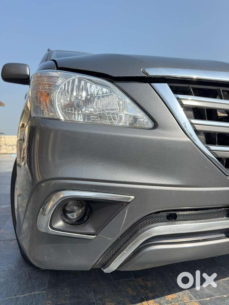 Toyota Innova 2014 Diesel Well Maintained