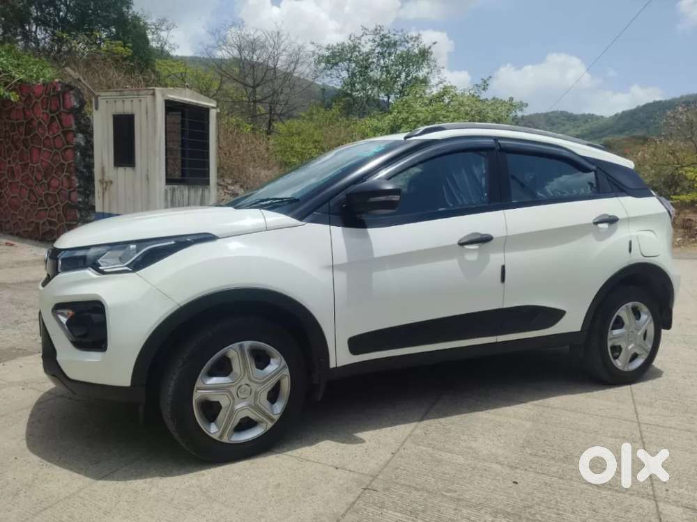Tata Nexon 1.2 Revotron Xm, 2023, Petrol
