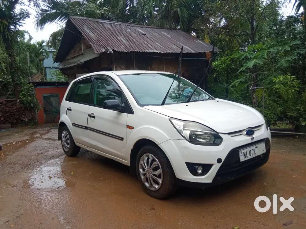 Ford Figo 2012 Petrol