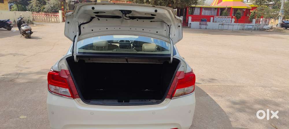 Maruti Suzuki Dzire 1.2 Zxi, 2019, Petrol