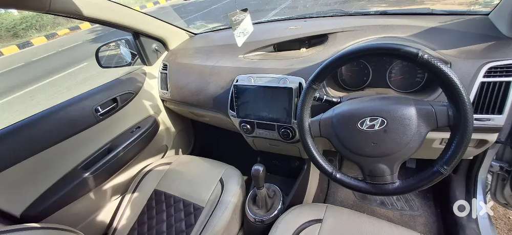 Hyundai20 Magna