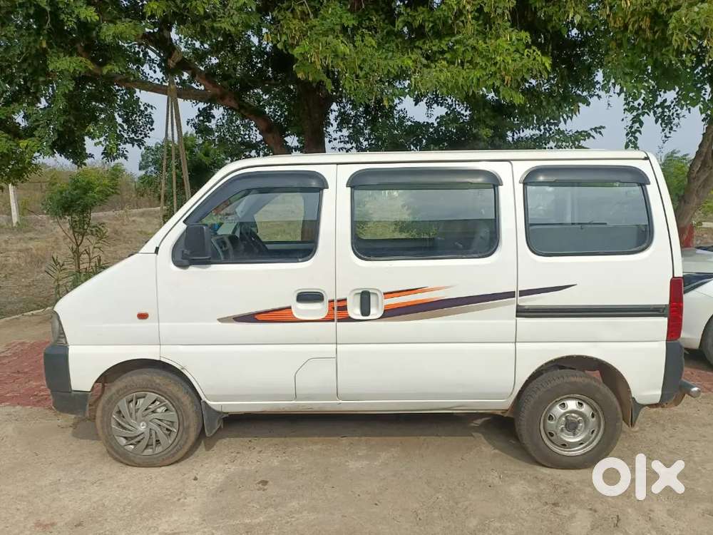 Maruti Suzuki Eeco 2022 Cng & Hybrids 59000 Km Driven