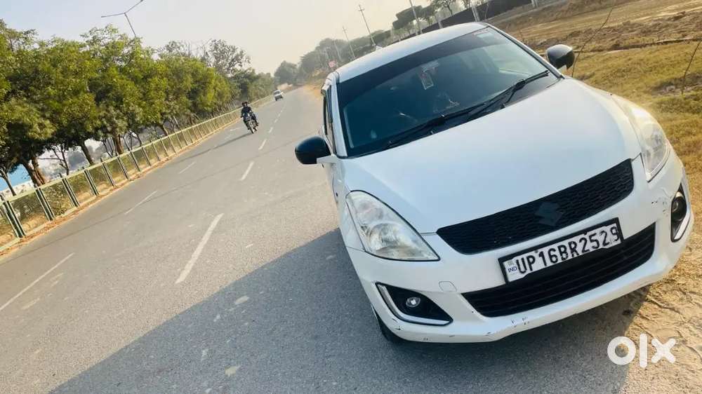 Well Maintained Maruti Suzuki Swift 2017 Petrol 87000 Km Driven