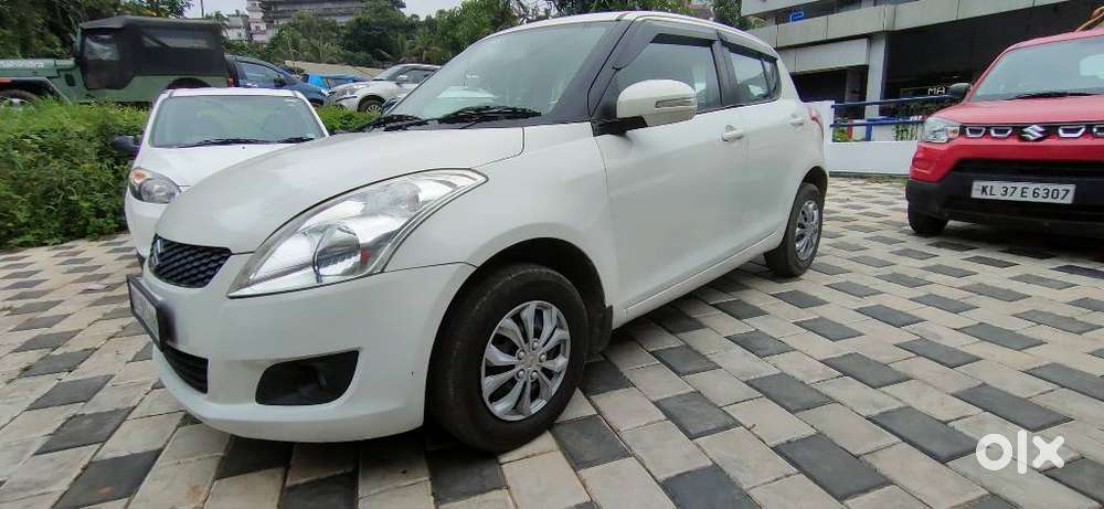 Maruti Suzuki Swift 1.2 Vxi (o), 2013, Petrol