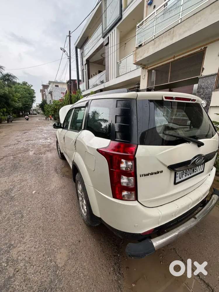Mahindra Xuv500 W10 Diesel 2016 (sunroof)