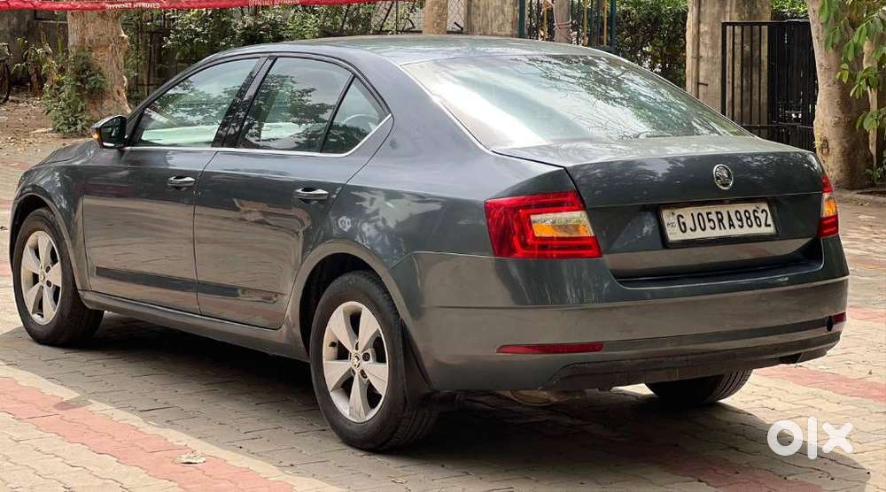 Skoda Octavia [2014-2017] 2.0 Style Tdi At, 2017, Diesel
