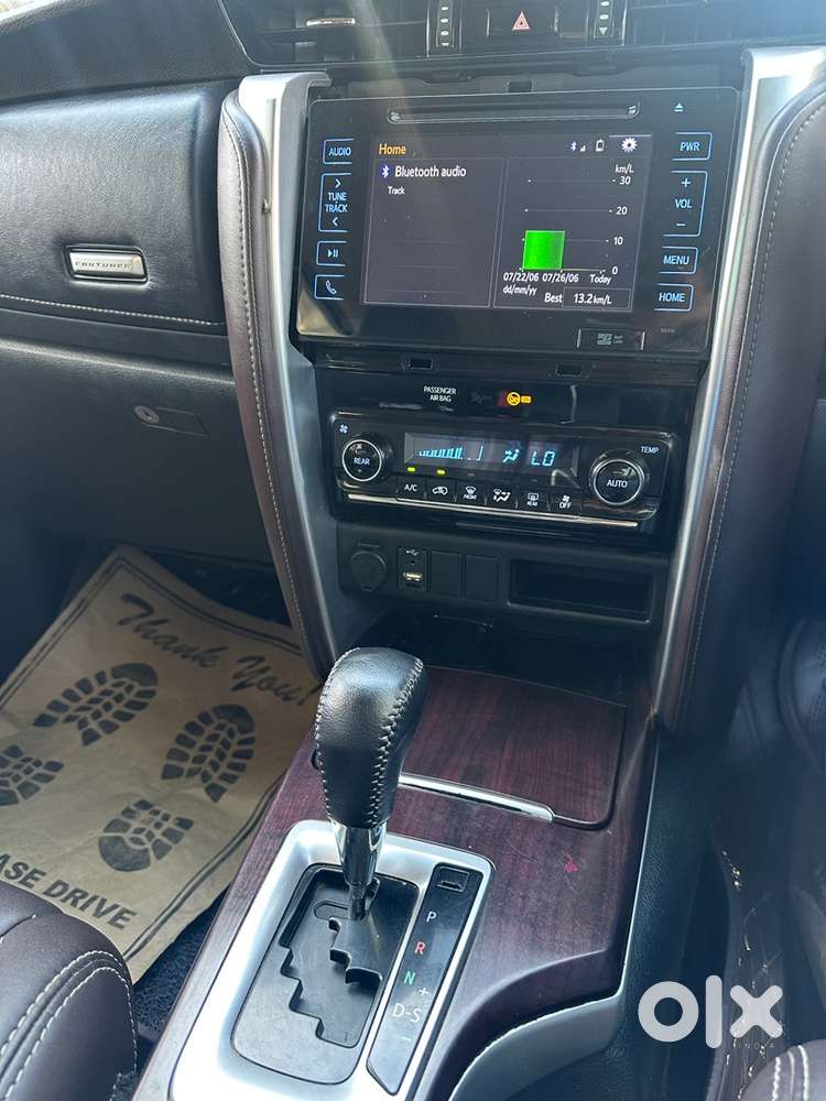 Toyota Fortuner 2018 Diesel 90000 Km Driven With Service Record