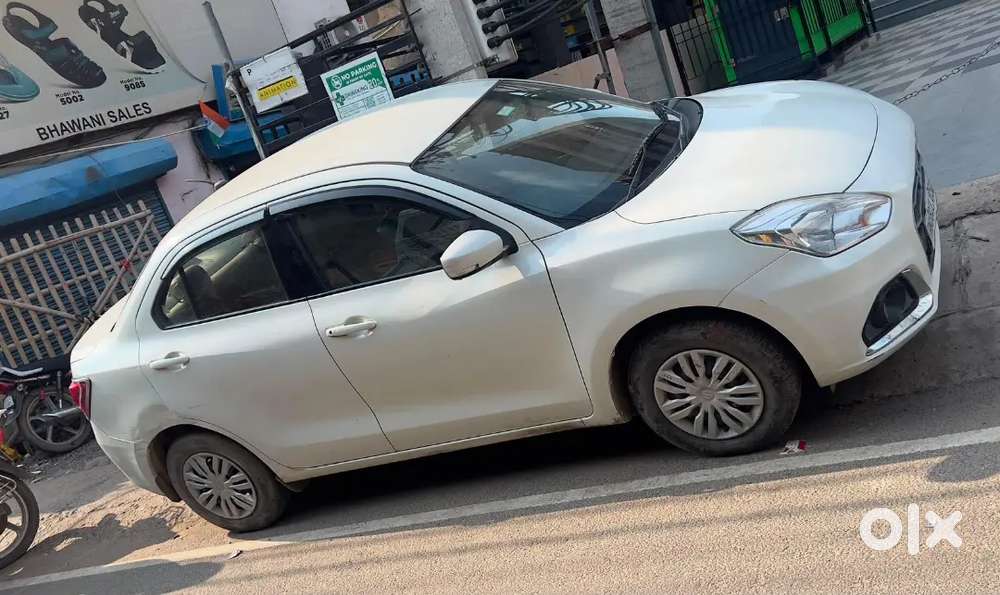 Maruti Suzuki Dzire 2020 1st Owner Petrol  48000km With Service Record