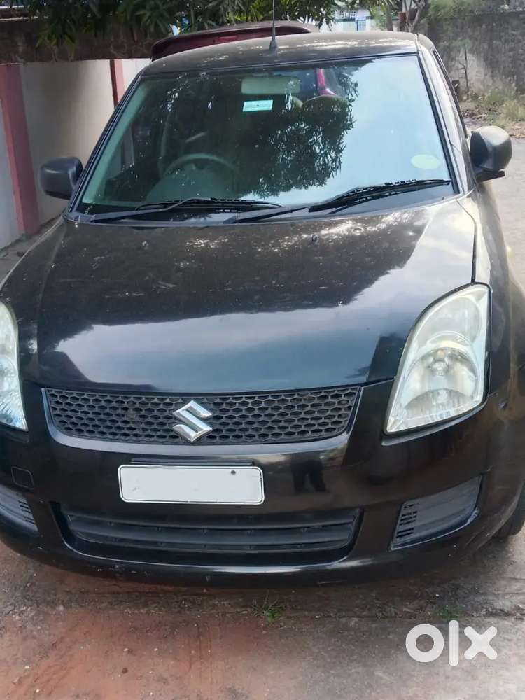 Swift Lxi Maruti 2011
