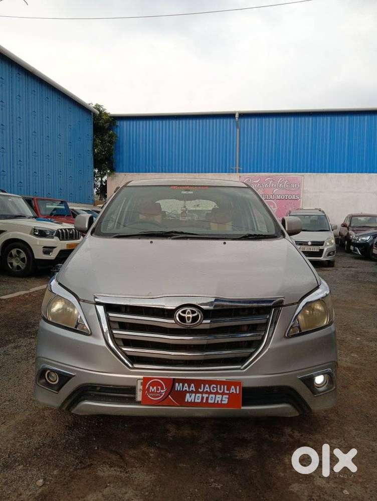 Toyota Innova 2.5 G (diesel) 8 Seater, 2012, Diesel