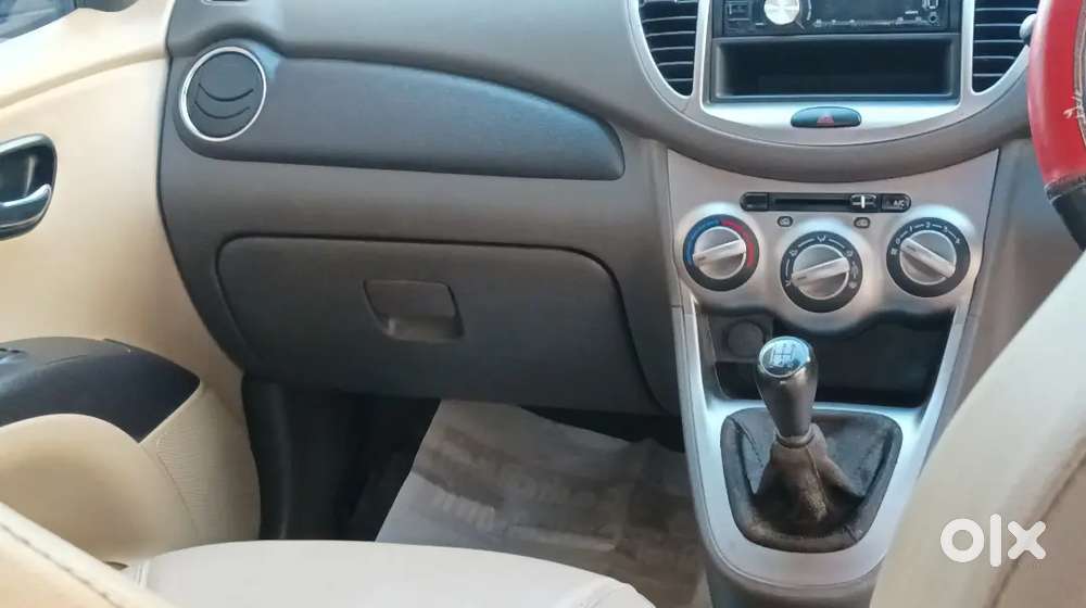 Hyundai I10 1.1 Magna 2013 Petrol With Lpg.live Insurance. Coimbatore