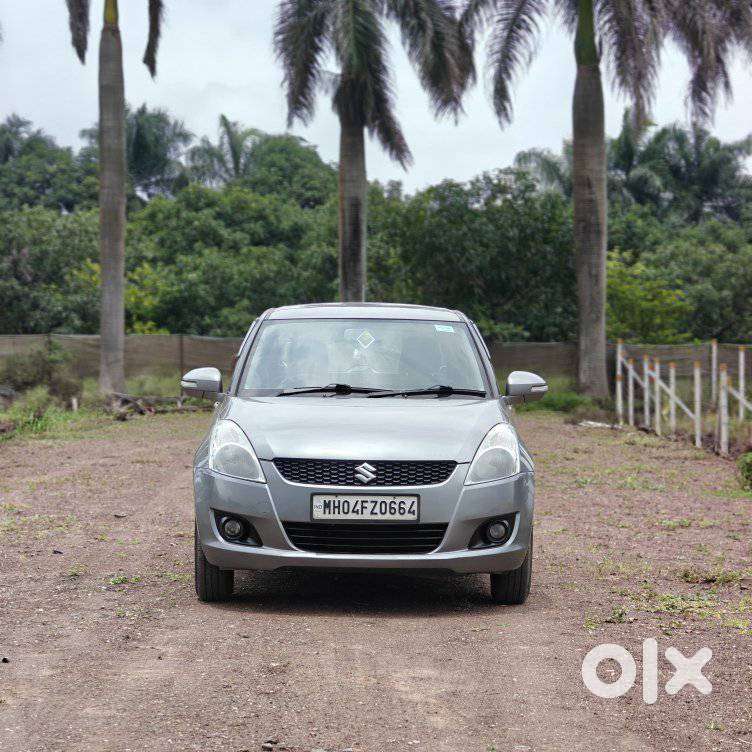 Maruti Suzuki Swift Vxi With Abs, 2012, Petrol
