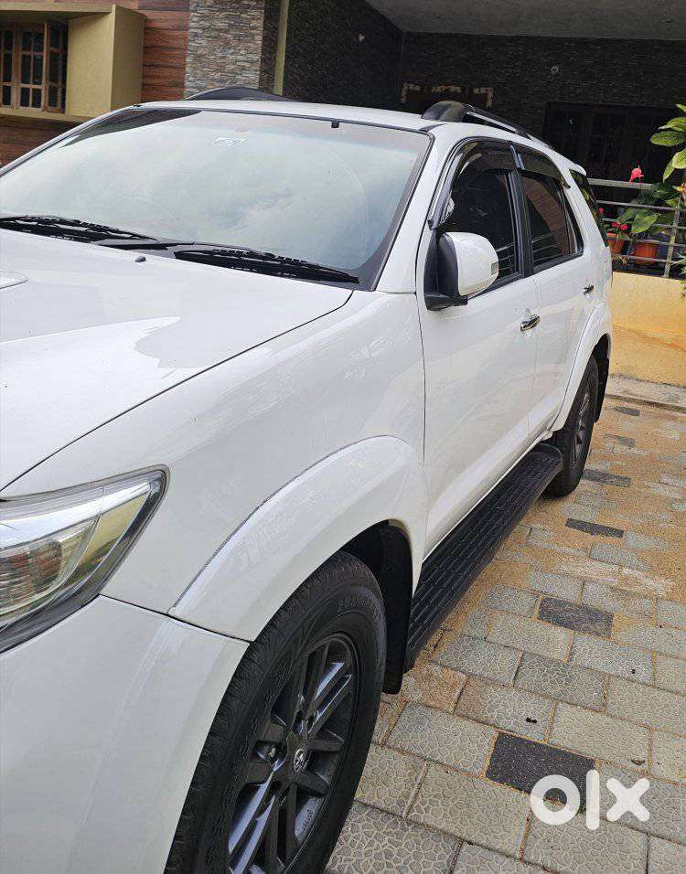 Toyota Fortuner 3.0 4x2 Automatic, 2014, Diesel