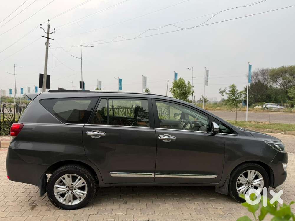 Toyota Innova Crysta [2020-ongoing] 2.4 Zx At 7 Str, 2020, Diesel