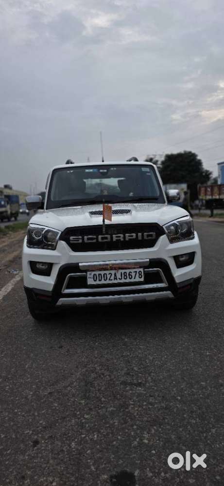 Mahindra Scorpio S10, 2017, Diesel