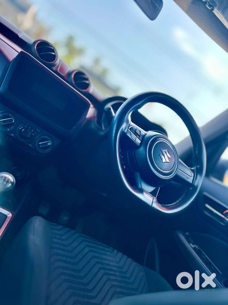Maruti Suzuki Swift 1.2 Vxi (o), 2022, Petrol