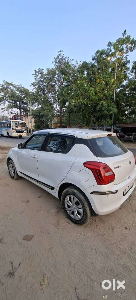 Maruti Suzuki Swift Vxi Glory Limited Edition, 2021, Petrol