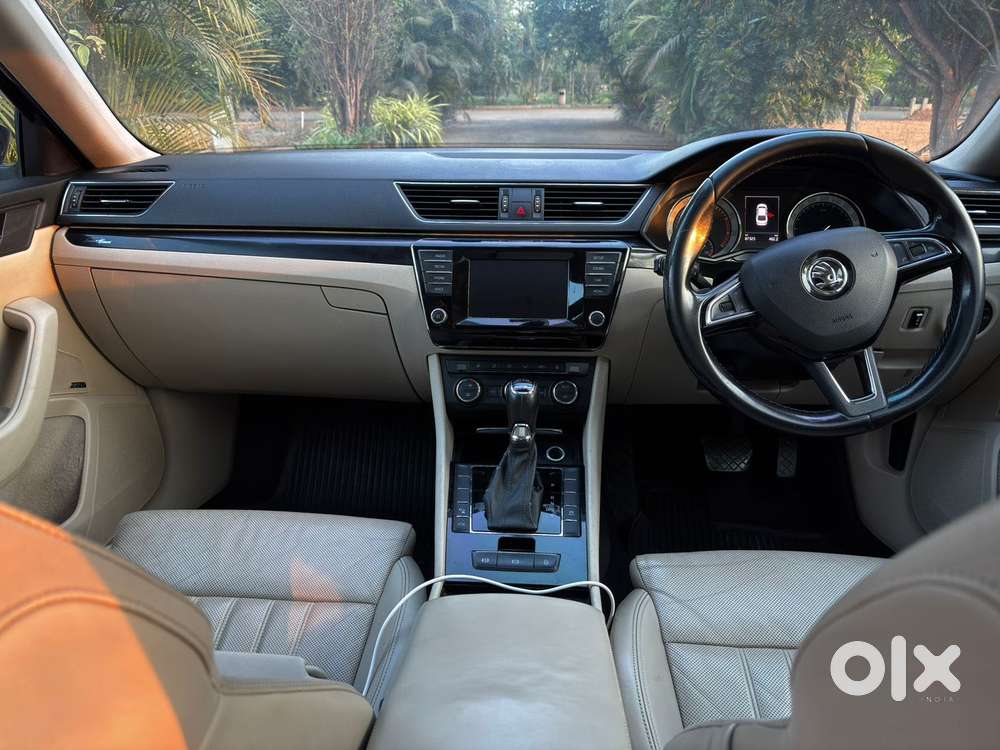 Skoda Superb Lk 1.8 Tsi At, 2016, Petrol