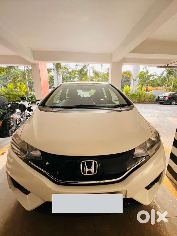 Honda Jazz Petrol 2019 Manual - Top End