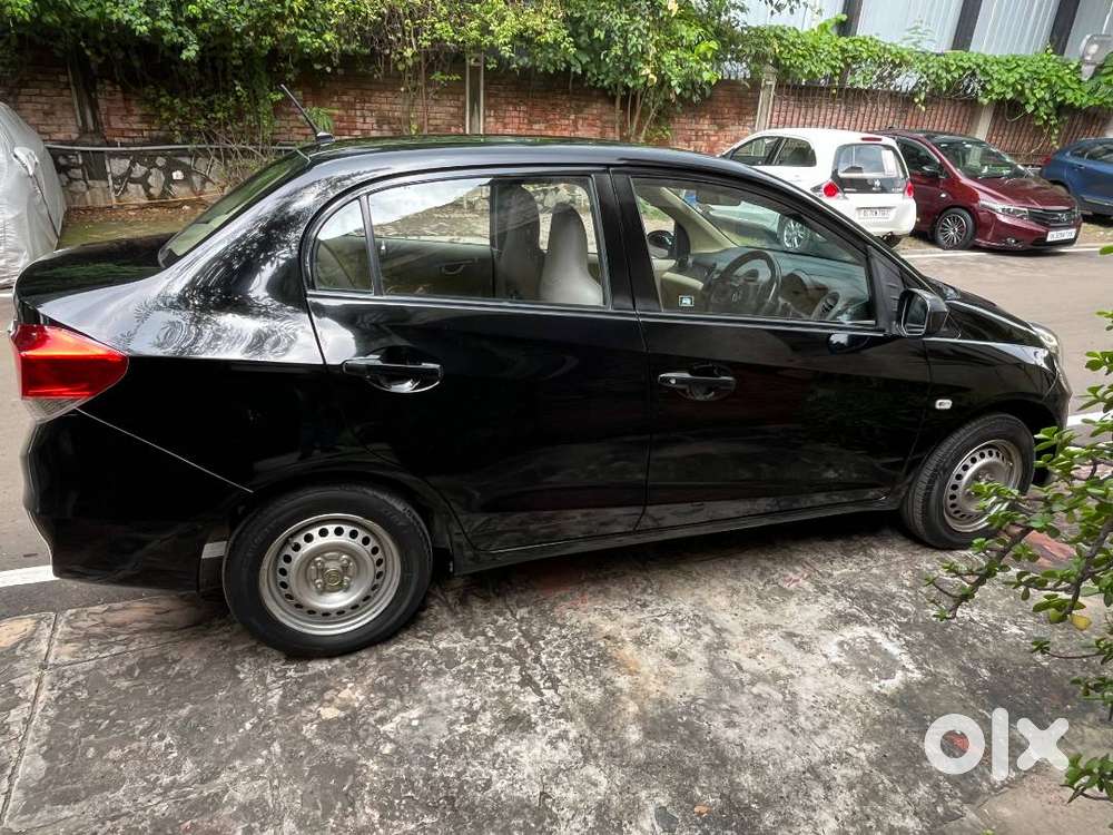 Honda Amaze 1.2l Manual Ex  ~22,000 Km  1st Owner  Original Paint