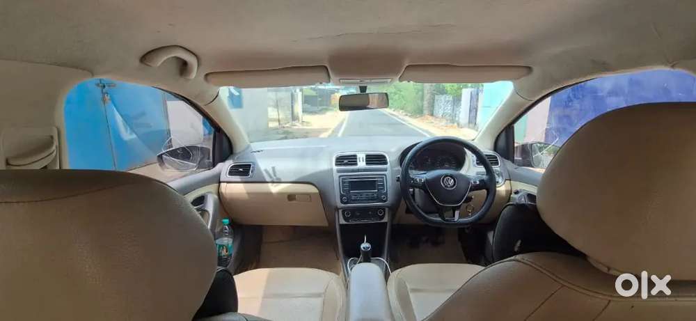 Volkswagen Vento Highline 2015