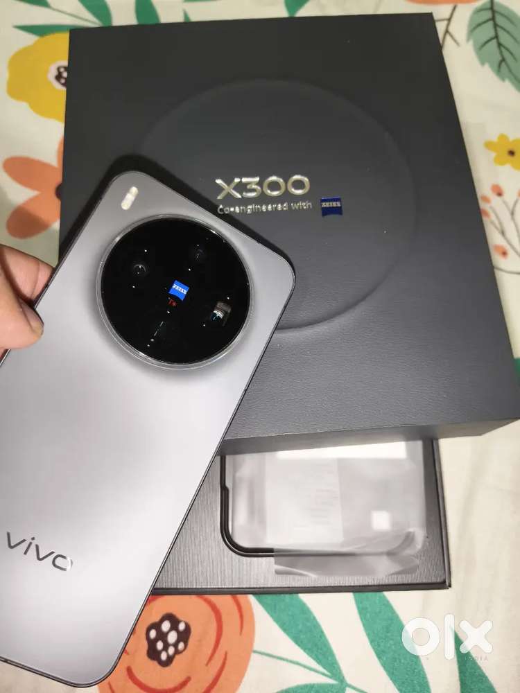 vivo X300 brand new