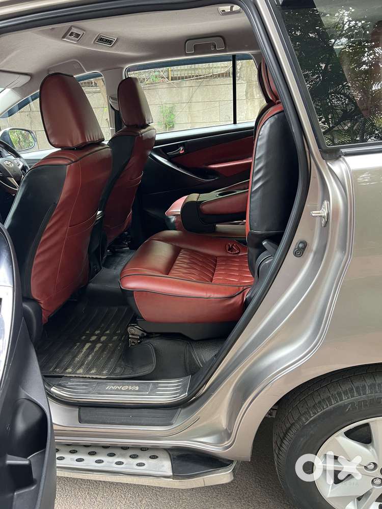 Toyota Innova Crysta