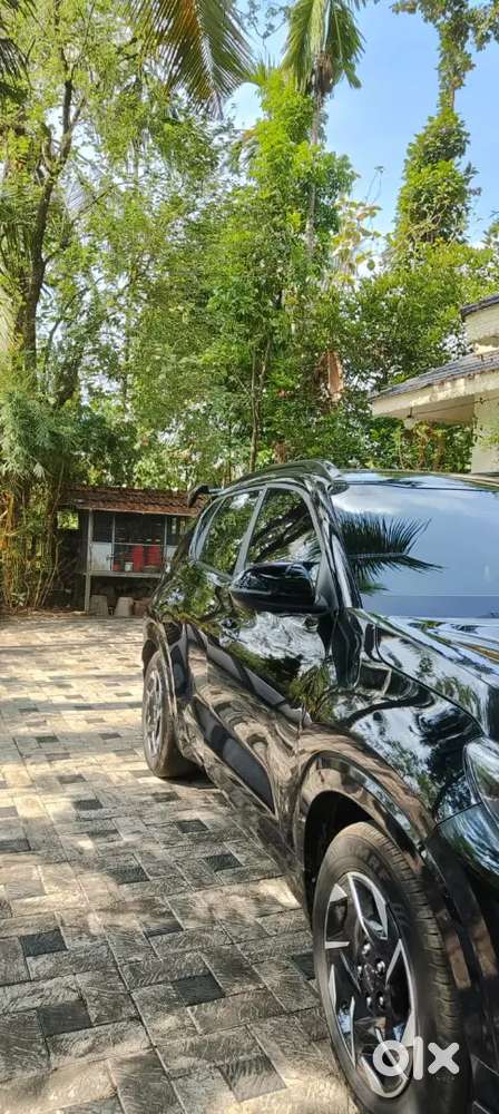 Kia Sonet 2025 Petrol 8350 Km Driven Well Maintained Bought For My Son