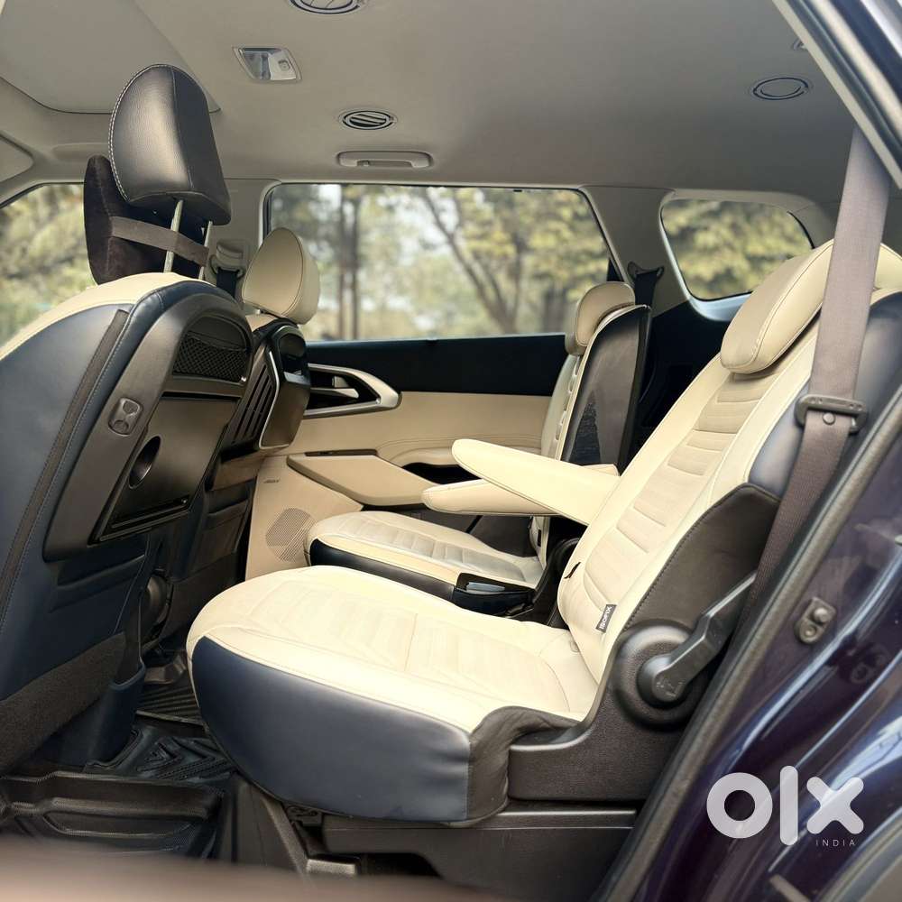 Kia Carens 1.4 Luxury Plus Dct 7 Str, 2022, Petrol