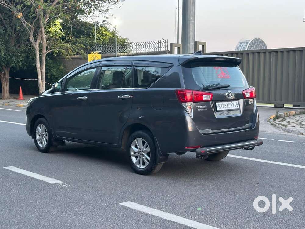 Toyota Innova Crysta 2.4 G Mt 7 Str, 2019, Diesel