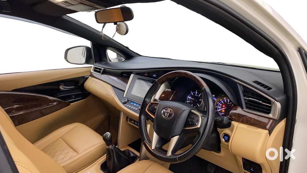 Toyota Innova Crysta 2.4 Vx Mt, 2017, Diesel