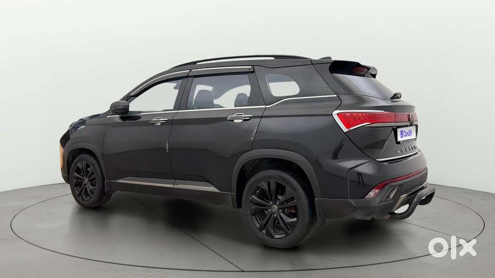 Mg Hector Plus Sharp Pro Blackstorm 1.5 Turbo Petrol Cvt 7 Str, 2024..