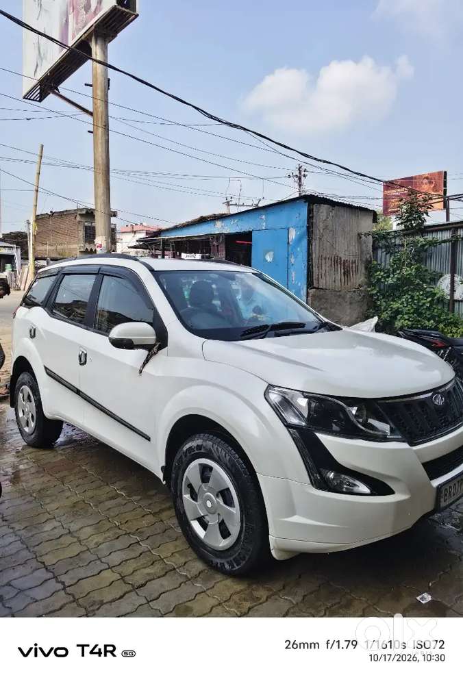 Mahindra Xuv500 2.2 W4 2017