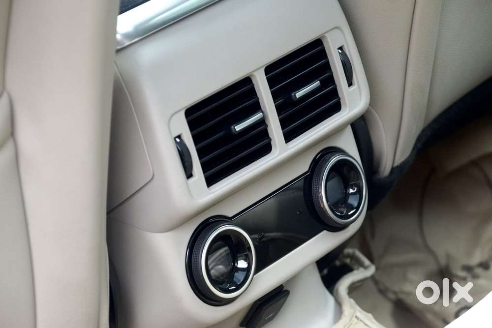 Land Rover Range Velar R-dynamic S Petrol, 2023, Petrol