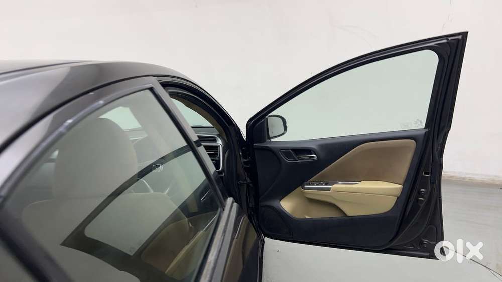 Honda City I-vtec S, 2015, Petrol