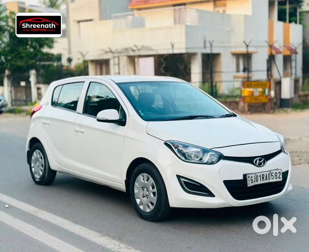 Hyundai I20 Magna Optional 1.2, 2013, Petrol
