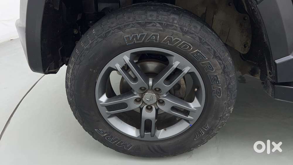 Mahindra Thar Lx 4-str Hard Top Mt, 2023, Petrol