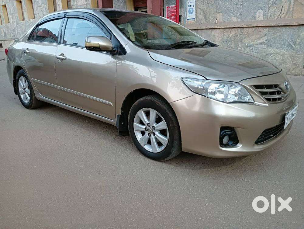 Toyota Corolla Altis 1.8 J, 2013, Cng & Hybrids