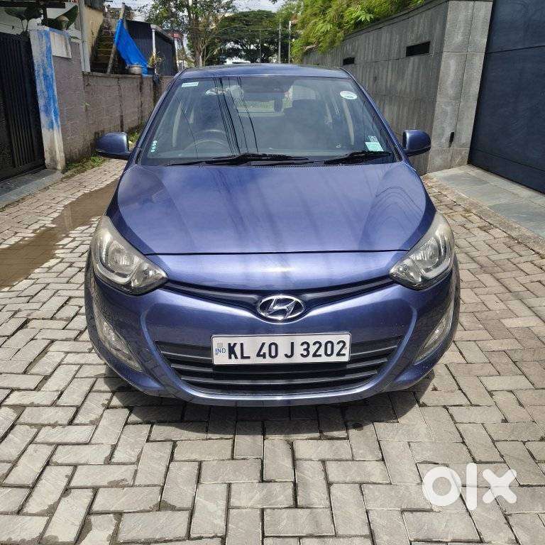 Hyundai I20 Sportz At 1.4, 2013, Petrol