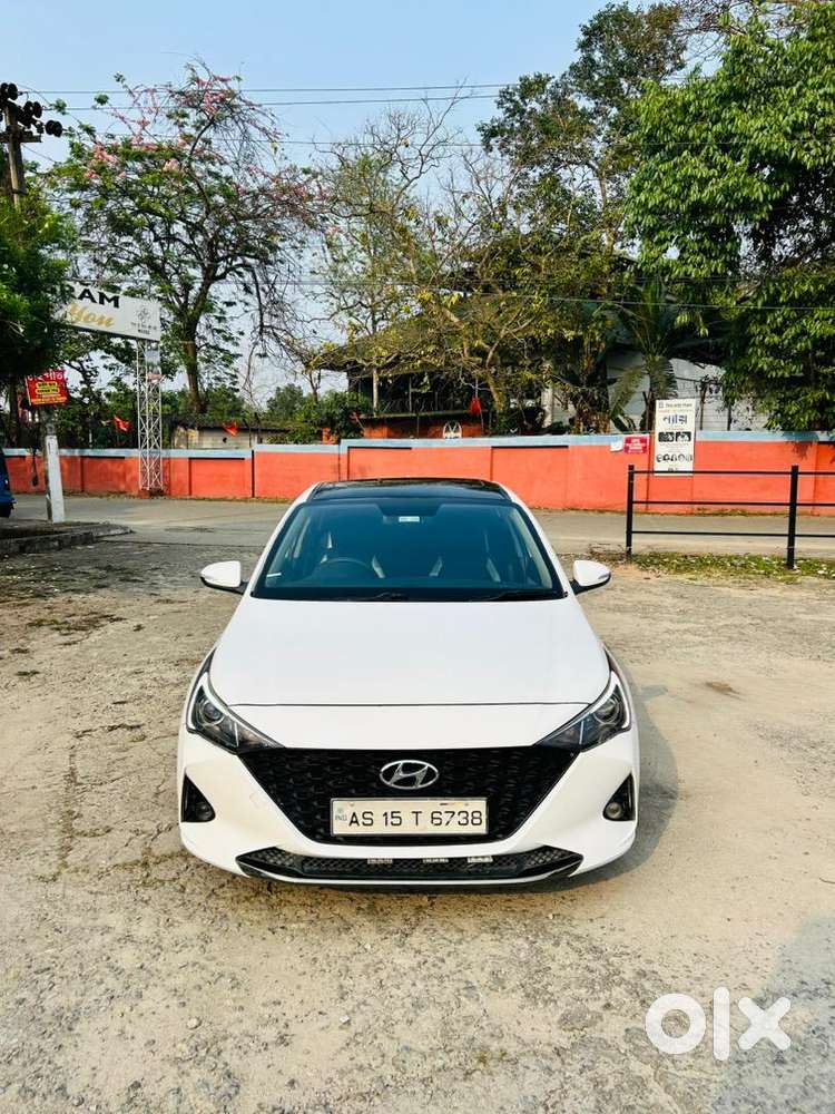 Hyundai Verna 2022 Petrol Well Maintained