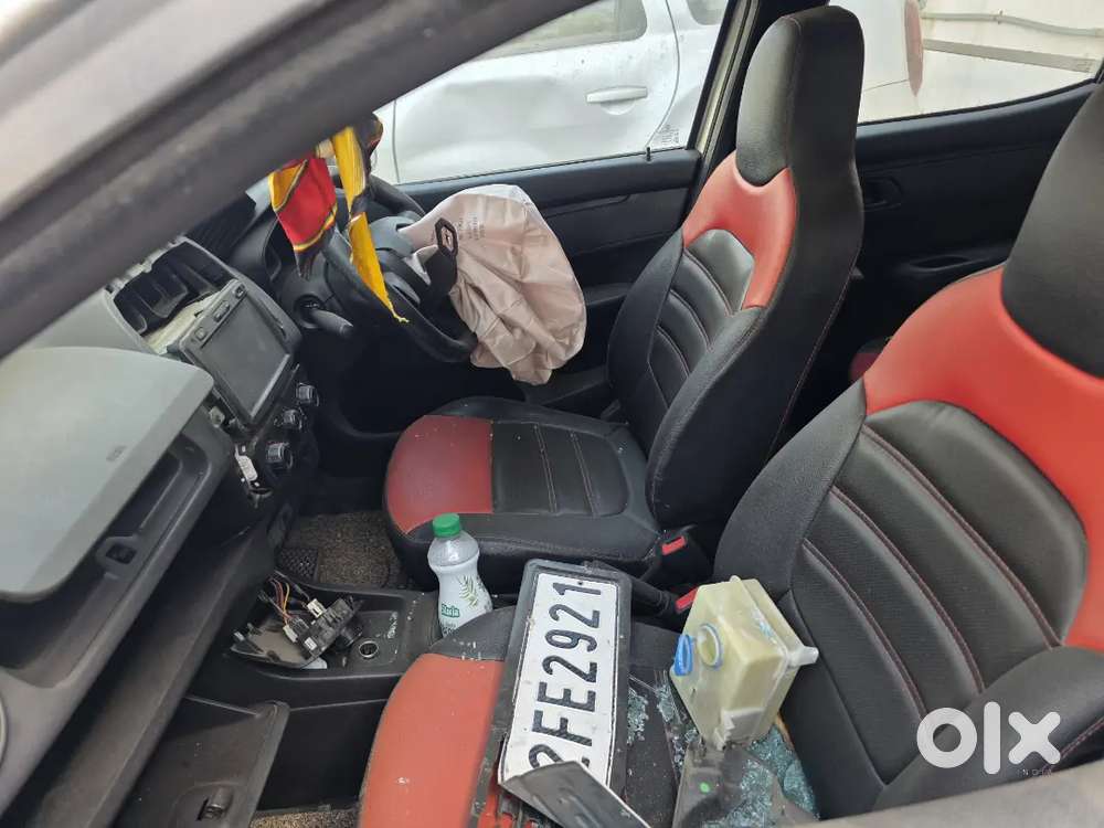 Remault Kwid Accidetanal Scrap