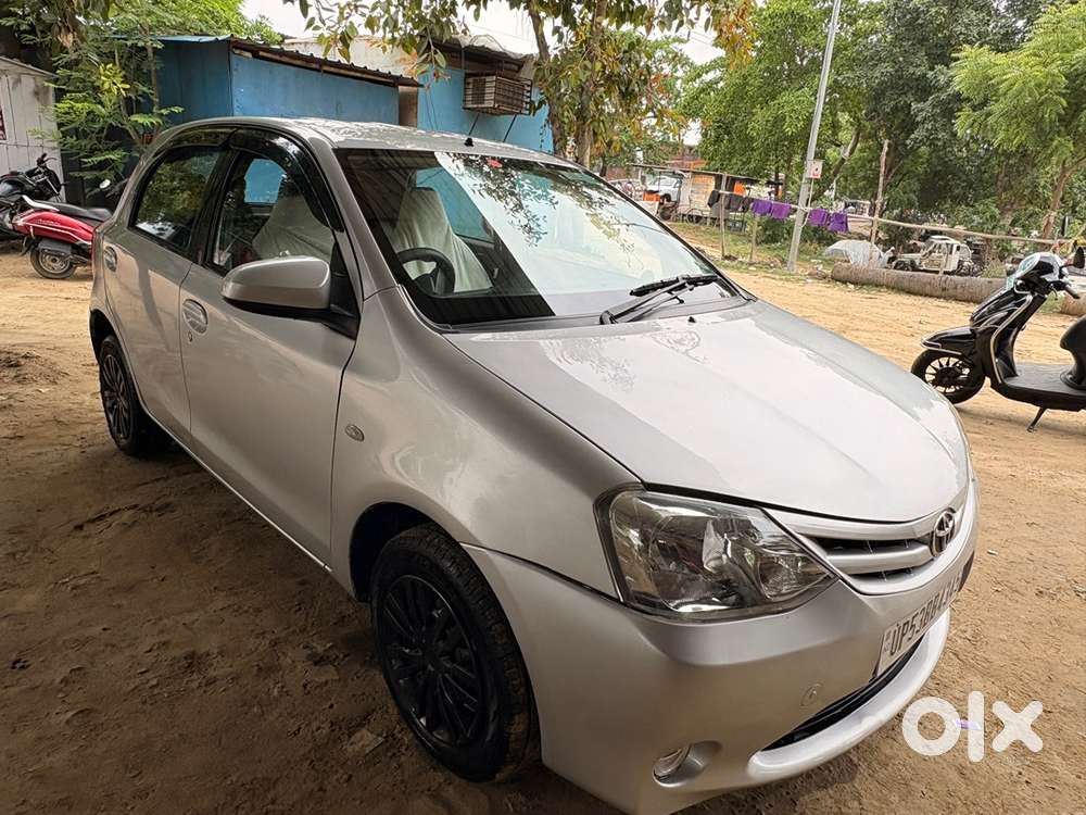 Toyota Etios Liva 2013
