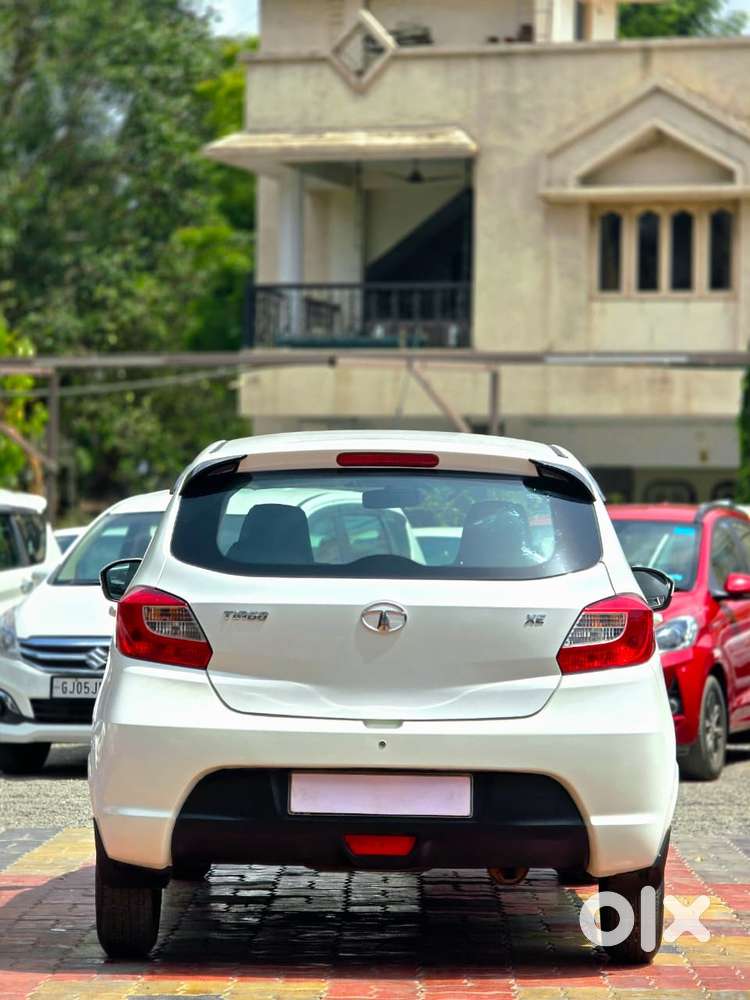 Tata Tiago Xe, 2018, Petrol