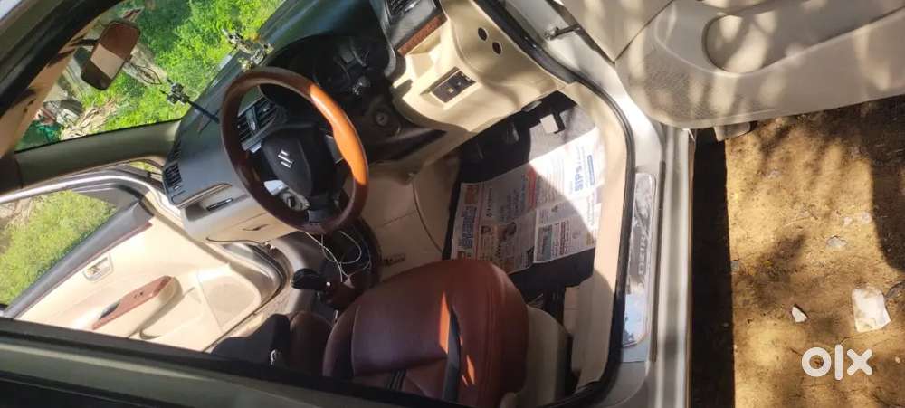 Maruti Suzuki Dzire 1.2 Vxi 2013